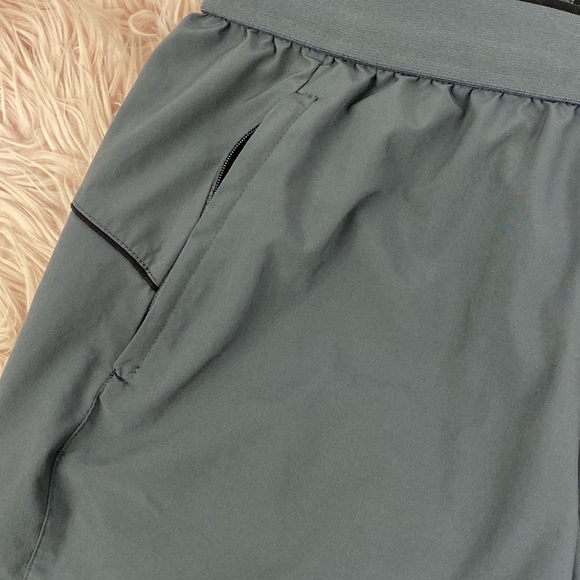 Spyder Mens Shorts - Picture 4 of 7